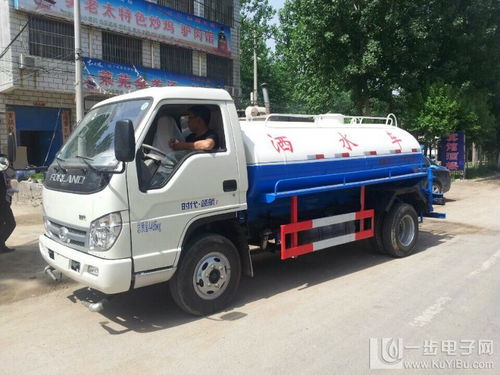 福建三明專業(yè)環(huán)衛(wèi)車輛廠家 吸糞車、灑水車與吸污車的選擇與應(yīng)用